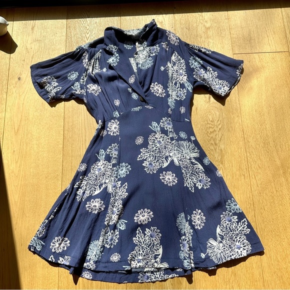 FREE PEOPLE Blue Hawaii Fit-and-Flare Dress - XS - Picture 7 of 14